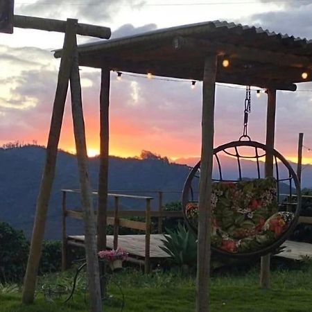 Chales Por Do Sol Caparao Velho Екстер'єр фото