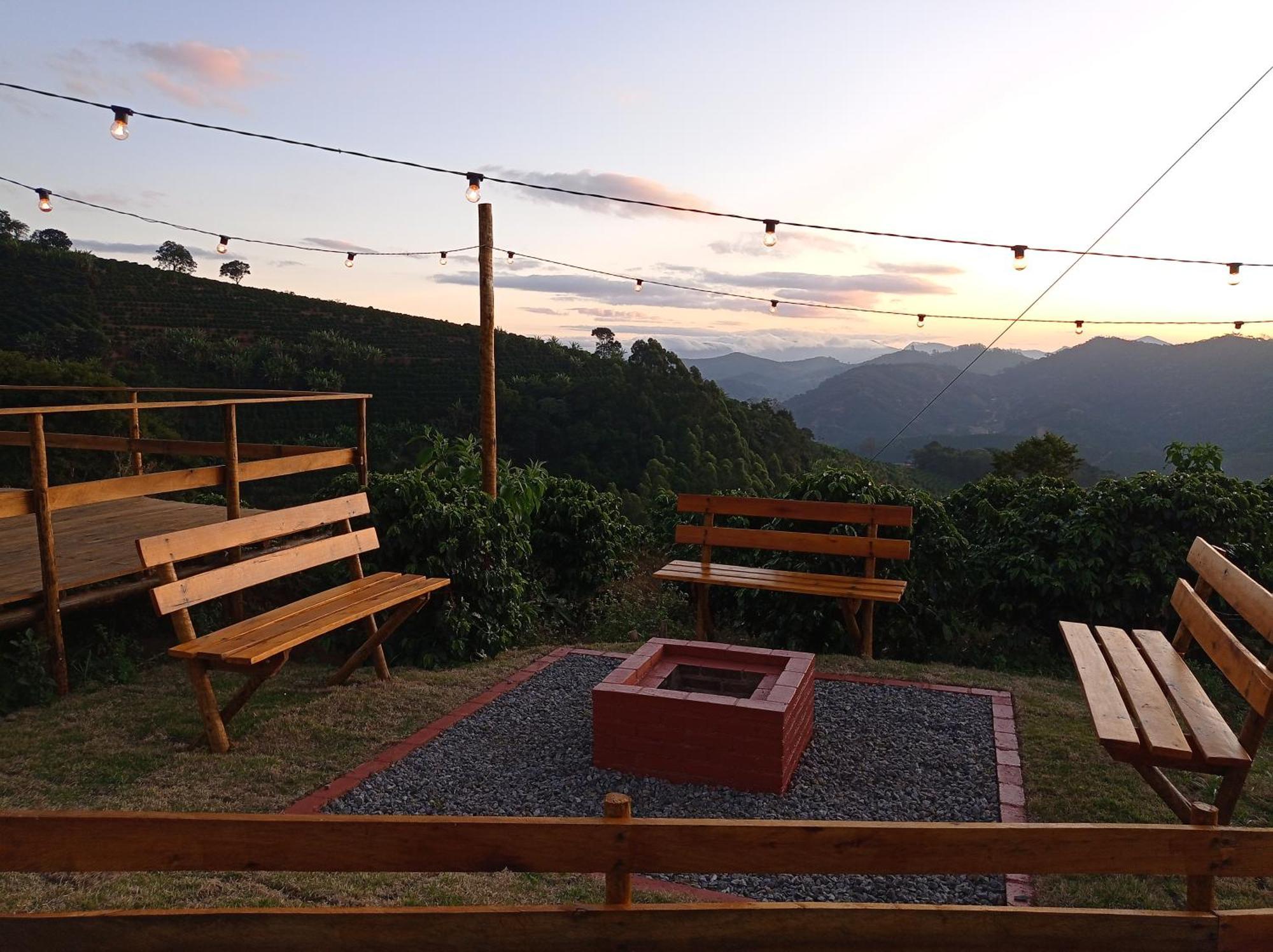 Chales Por Do Sol Caparao Velho Екстер'єр фото
